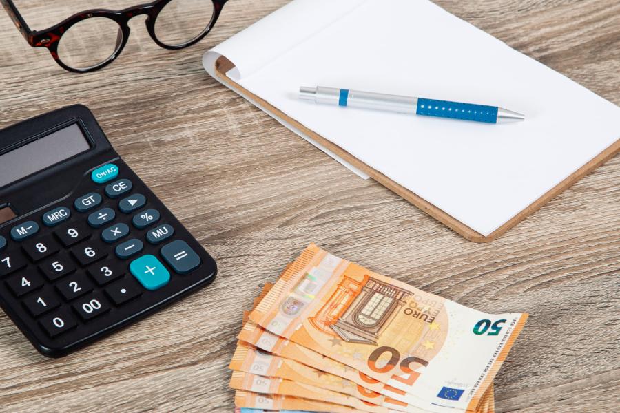 باز کردن حساب بانکی در اسپانیا برای دانشجویان بین المللی