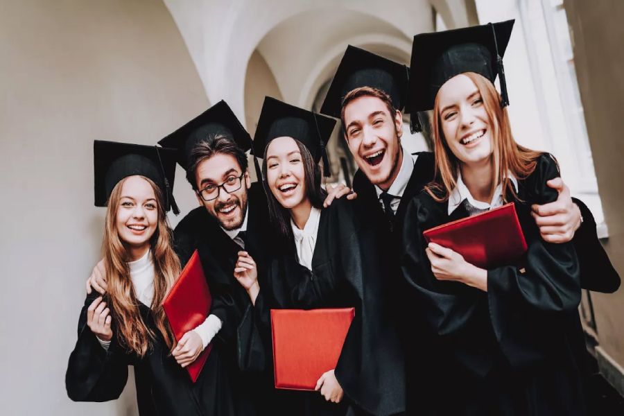 ارزش بورسیه اراسموس موندوس