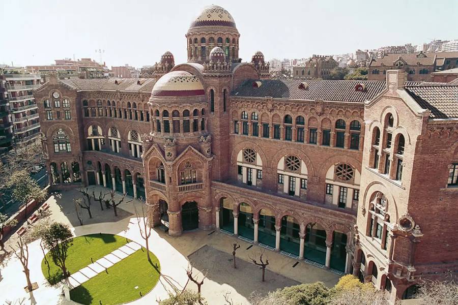 دانشگاه خودمختار بارسلونا 